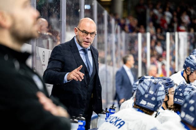 27.09.2026 - Eishockey - Saison 2026 2027 - Penny DEL - Nürnberg Ice Tigers Icetigers - Straubing Tigers - ThHa - xthxhax - Craig Woodcroft (Trainer, Cheftrainer, Headcoach, Straubing Tigers )