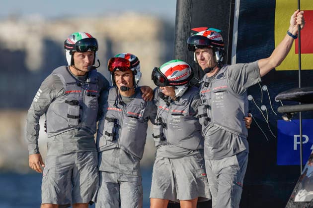 THE LOUIS VUITTON 38TH AMERICA™S CUP PRELIMINARY REGATTA, NAPLES Luna Rossa team wins and celebrate the qualifying round at the 38th Louis Vuitton America™s Cup in the Gulf of Naples, in Campania, on 27 September 2026. _BPH9197 Copyright: xAntonioxBalascox