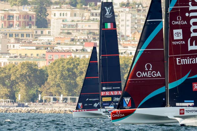 THE LOUIS VUITTON 38TH AMERICA™S CUP PRELIMINARY REGATTA, NAPLES Luna Rossa team and Emirates team New Zealand competes on the Mach race for the 38th Louis Vuitton America™s Cup in the Gulf of Naples, Campania, Italy, on September 27, 2026. The Naples preliminary regatta gives the competing teams their first opportunity to test their AC40 one-design yachts ahead of the 38th America™s Cup, which will be held in Naples in 2027. _BPH8184_1 Copyright: xAntonioxBalascox