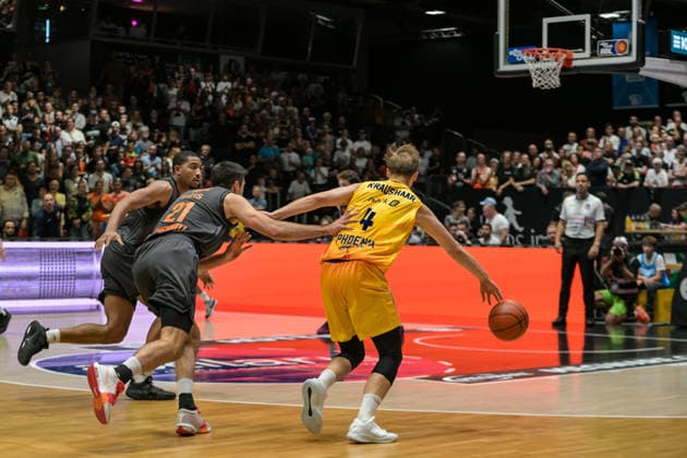 easyCredit Basketball Bundesliga, 3. Spieltag, Niners Chemnitz - Phoenix Hagen 27.09,2026 ab 16.30 Uhr Chemnitz, Chemnitz Arena Im Foto: 21 Mateo Seric, 04 Bjarne Kraushaar easyCredit Basketball Bundesliga, 3. Spieltag, Niners Chemnitz - Phoenix Hagen Chemnitz Sachsen Deutschland Copyright: xEHLxMedia MichelxKöhlerx 20262709-Niners-Chemnitz-Phoenix-Hagen_007