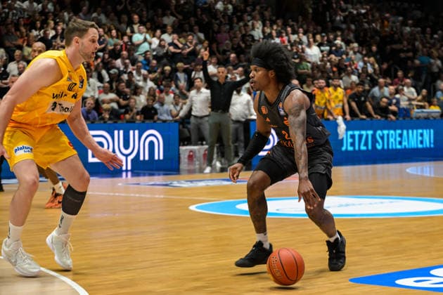 easyCredit Basketball Bundesliga, 3. Spieltag, Niners Chemnitz - Phoenix Hagen 27.09,2026 ab 16.30 Uhr Chemnitz, Chemnitz Arena Im Foto: 02 Stefan Smith, easyCredit Basketball Bundesliga, 3. Spieltag, Niners Chemnitz - Phoenix Hagen Chemnitz Sachsen Deutschland Copyright: xEHLxMedia MichelxKöhlerx 20262709-Niners-Chemnitz-Phoenix-Hagen_027