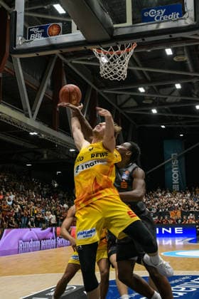 easyCredit Basketball Bundesliga, 3. Spieltag, Niners Chemnitz - Phoenix Hagen 27.09,2026 ab 16.30 Uhr Chemnitz, Chemnitz Arena Im Foto: 04 Bjarne Kraushaar easyCredit Basketball Bundesliga, 3. Spieltag, Niners Chemnitz - Phoenix Hagen Chemnitz Sachsen Deutschland Copyright: xEHLxMedia MichelxKöhlerx 20262709-Niners-Chemnitz-Phoenix-Hagen_058