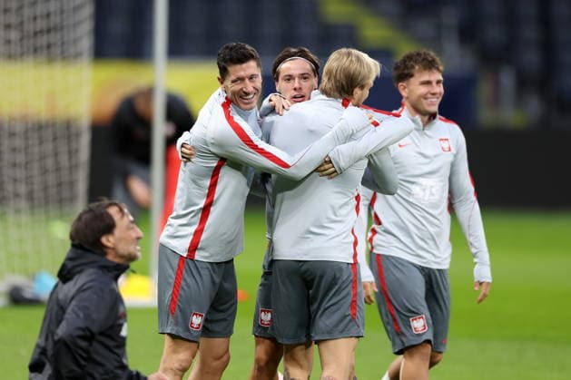 SZTOKHOLM 27.09.2026 TRENING REPREZENTACJI POLSKI --- POLISH FOOTBALL national team, Nationalteam TRAINING SESSION IN STOCKHOLM ROBERT LEWANDOWSKI NICOLA ZALEWSKI TYMOTEUSZ PUCHACZ OSKAR PIETUSZEWSKI FOT. PIOTR KUCZA FOTOPYK NEWSPIX.PL --- newspix.pl 