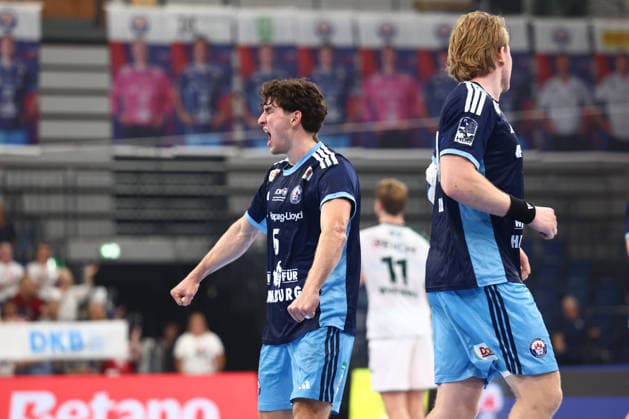 Handball Bundesliga HBL 2026 2027 - 27.09.2026 - Handball Club Hamburg HCH vs HSG Wetzlar . Elias Kofler ( HC Hamburg ) jubelt . Jubel .