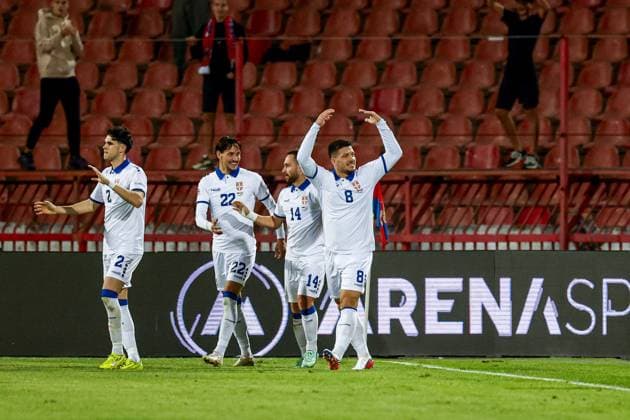 BELGRADE - Luka Jovic of Serbia celebrates his team s first goal with his teammates during the UEFA Nations League match between Serbia and the Netherlands at the Rajko Mitic Stadium on September 27, 2026, in Belgrade, Serbia. MARCEL TER BALS ANP UEFA Nations League 2026 27 xVIxANPxSportx xMarcelxterxBalsxIVx 570427998 originalFilename: 570427998.jpg