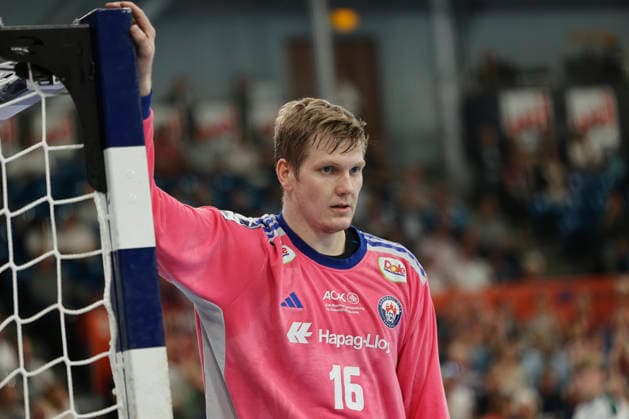 Handball 1. Opel Bundesliga 2026 2027 - Handball Club Hamburg (HCH) vs. HSG Wetzlar Torwart Robin Paulsen Haug (Hamburg) im Portrait . Sporthalle Hamburg Hamburg Foto: Frank Schoof