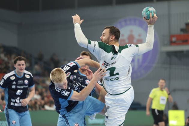 Handball I Herren I Saison 2026 2027 I Bundesliga I 6. Spieltag I Handball Club Hamburg - HSG Wetzlar I 27.09.2026 Frederik Bo Andersen (21, Handball Club Hamburg) Nikolaj Laeso (32, HSG Wetzlar) Hamburg Alsterdorfer Sporthalle Hamburg Deutschland Copyright: xLobeca RalfxHomburgx