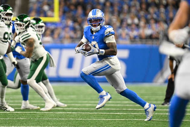 Sep 27, 2026; Detroit, MI, USA; Detroit Lions running back Jahmyr Gibbs (0) runs after catching a crossing route at Ford Field. Mandatory Credit: -Cal Media Detroit USA - ZUMAc04_ 20260927_zma_c04_005 Copyright: xAllanxDranbergx