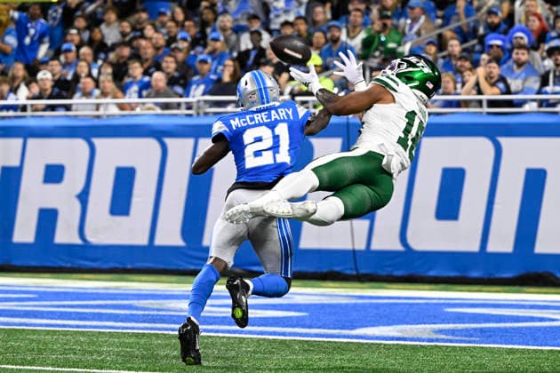 Sep 27, 2026; Detroit, MI, USA; New York Jets tight end Kenyon Sadiq (16) catches a touchdown pass at Ford Field. Mandatory Credit: -Cal Media Detroit USA - ZUMAc04_ 20260927_zma_c04_011 Copyright: xAllanxDranbergx