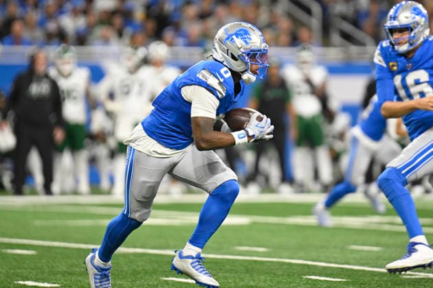 Sep 27, 2026; Detroit, MI, USA; Detroit Lions running back Jahmyr Gibbs (0) takes a pitch and runs at Ford Field. Mandatory Credit: -Cal Media Detroit USA - ZUMAc04_ 20260927_zma_c04_013 Copyright: xAllanxDranbergx