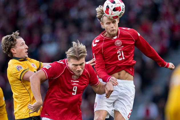 Nations League: Denmark - Wales Denmark s Morten Hjulmand and Rasmus Hoejlund during the Nations League match between Denmark and Wales at Parken, Sunday, September 27, 2026. (Photo: Liselotte Sabroe Ritzau Scanpix) , Copenhagen Denmark Copyright: Ritzau Scanpix LiselottexSabroex spdk20260927-203736-L