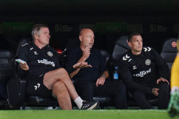Nations League: Denmark - Wales Denmark s Head Coach Brian Riemer, assistant coaches Daniel Agger and Kent Nielsen during the Nations League match between Denmark and Wales at Parken, Sunday, September 27, 2026. (Photo: Liselotte Sabroe Ritzau Scanpix) , Copenhagen Denmark Copyright: Ritzau Scanpix LiselottexSabroex spdk20260927-212210-L
