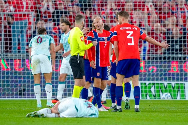 Soccer, Nations League Norway Portugal, Nations League Oslo 20260927 Portugal s Francisco Conceicao is down during the international soccer match between Norway and Portugal in the Nations League. Photo: Lise Aserud, NTB, Oslo, Norway. EDITORIAL USE ONLY. RESTRICTED USE FOR BETTING COMPANIES  Copyright: xLisexAserudx xNTBx