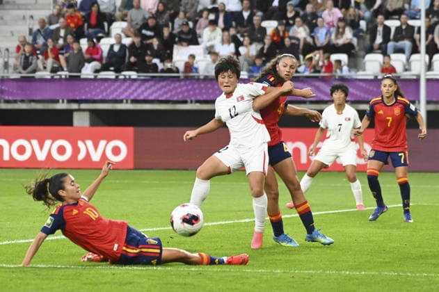 SOCCER - FIFA World Cup, WM, Weltmeisterschaft, Fussball - FIFA WORLD CUP - U-20 Women s - Spain vs. DPR Korea Photo by IPA ABACAPRESS.COM89040719 - Cristina Libran (ESP), Ryu Mi Kang (PRK), and Silvia Cristobal (ESP) during the FIFA U-20 Women s World Cup final between Spain and North Korea, held in Lodz, Poland, on September 27, 2026 Lodz Poland  Copyright: xIPAxSport ABACAx