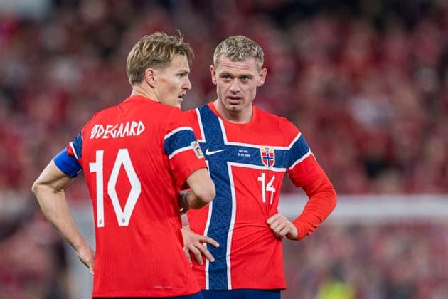 260927 Martin odegaard and Julian Ryerson of Norway during the Nations League football match between Norway and Portugal on September 27, 2026 in Oslo. Photo: Vegard Grott BILDBYRAN kod VG VG1010 bbeng fotboll football soccer fotball nations league landskamp norge norway portugal Copyright: VEGARDxGRoTT BB260927VG059