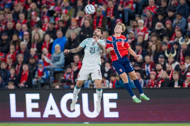 260927 Ruben Neves of Portugal and Andreas Schjelderup of Norway during the Nations League football match between Norway and Portugal on September 27, 2026 in Oslo. Photo: Vegard Grott BILDBYRAN kod VG VG1010 bbeng fotboll football soccer fotball nations league landskamp norge norway portugal Copyright: VEGARDxGRoTT BB260927VG073
