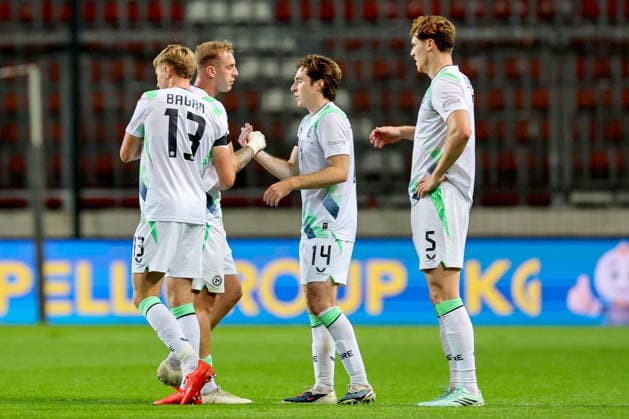 UEFA Nations League Group Stage, Nagyerdei Stadion, Debrecen, Hungary 27 9 2026 Israel vs Republic of Ireland Ireland s Killian Phillips and Conor Coventry celebrate after the match Killian Phillips and Conor Coventry celebrate after the match 27 9 2026  Copyright: xx RB1_0668