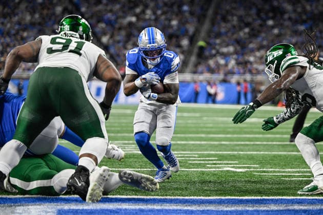 Sep 27, 2026; Detroit, MI, USA; Detroit Lions running back Jahmyr Gibbs (0) runs to a gap for a touchdown at Ford Field. Mandatory Credit: -Cal Media Detroit USA - ZUMAc04_ 20260927_zma_c04_063 Copyright: xAllanxDranbergx