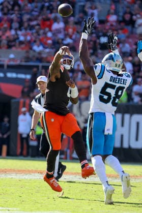 CLEVELAND, OH - SEPTEMBER 27: Cleveland Browns quarterback Deshaun Watson (4) throws a pass over Carolina Panthers linebacker Bobby Okereke (58) who was called for roughing the passer on the play during the fourth quarter of the National Football League game between the Carolina Panthers and Cleveland Browns on September 27, 2026, at Huntington Bank Field in Cleveland, OH. (Photo by Frank Jansky Icon Sportswire) NFL, American Football Herren, USA SEP 27 Panthers at Browns EDITORIAL USE ONLY Icon260927034