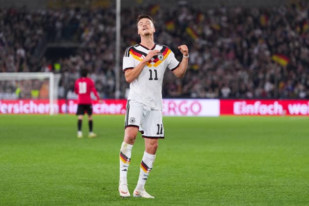 06.10.2026, xydrx, Herren, Fußball, Länderspiel, U21, U 21 EM-Qualifikation, Deutchland - Georgien, Saison 2026 2027, Schüco Arena: Torjubel nach dem Tor zum 2:0 für Deutschland durch Torschütze Dzenan Pejcinovic (GER, 11) DFB regulations prohibit any use of photographs as image sequences and or quasi-video. Copyright: HMBxMedia YannisxDreimann