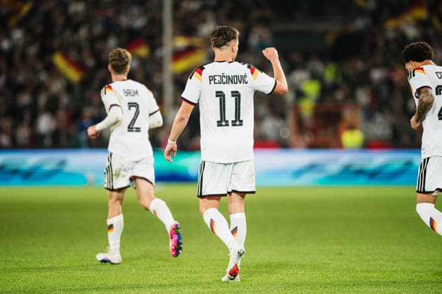 U21, U 21 EM-Qualifikation: Deutschland - Georgien, 06.10.2026 TOR, JUBEL zum 2:0 durch Dženan PejÄinović (Deutschland, 11); Fußball, EM-Qualifikation U 21, 10. Spieltag: Deutschland vs. Georgien am 06.10.2026, Bielefeld DFB REGULATIONS PROHIBIT ANY USE OF PHOTOGRAPHS AS IMAGE SEQUENCES AND OR QUASI-VIDEO. Copyright: xBEAUTIFULxSPORTS Tonhäuserx