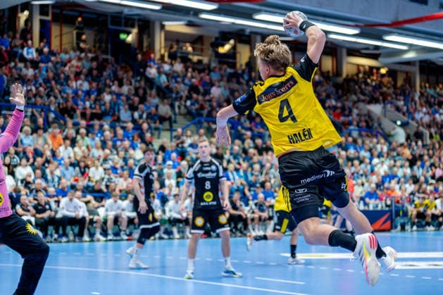 Solingen, 06.10.2026, Handball, Herren, EHF, European League, Gruppenphase, 2. Spieltag, 2026 2027, Bergischer HC - IK Sävehof Leon Halà n (IK Sävehof, 4) beim Torwurf