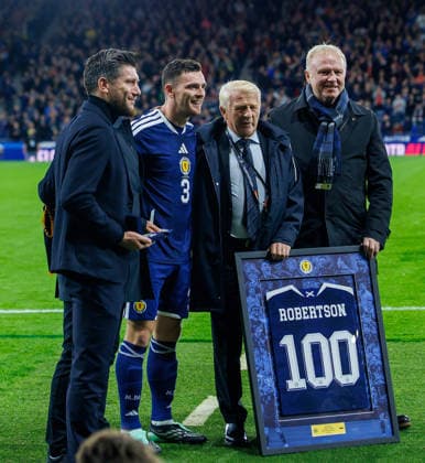 06.10.2026 Scotland v Slovenia, UEFA Nations League, League B Group 1 : Andy Robertson 100 caps  Copyright: xKennyxRamsay.Scotlandx NINTCHDBPICT001113832695
