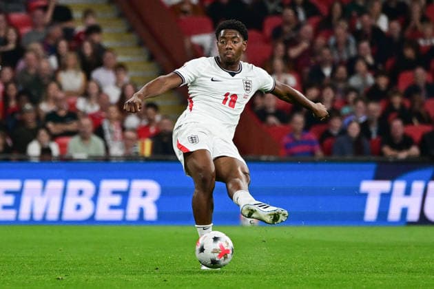 England v Czechia, UEFA Nations League England midfielder James Garner (18) looks to release the ball during the UEFA Nations League match between England and Czechia at Wembley Stadium, London, UK on 6 October 2026. London Wembley Stadium Greater London UK Editorial use only , Copyright: xDennisxGoodwinx PSI-24957-0024