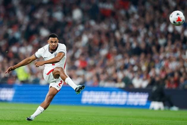 Trent Alexander-Arnold of England takes a free-kick and registers a shot on goal England v Czechia, UEFA Nations League, Football, Wembley Stadium, London, UK - 06 Oct 2026London Wembley Stadium United Kingdom  Copyright: xMattxImpey Shutterstockx 17188908cb