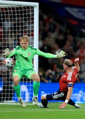 England v Czechia - UEFA Nations League 2026 27 Group A3 MD4 Stepan Chaloupek of Czechia scores own goal past Lukas Hornicek goalkeeper of Czechia during the UEFA Nations League 2026 27 group phase match between England and Czechia at Wembley Stadium on October 6, 2026 in London, England. London Wembley Stadium England United Kingdom Copyright: xAllstarxPicturexLibraryxLtdx