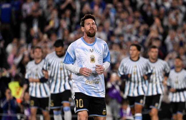 BUENOS AIRES, ARGENTINA - OCTOBER 06: Lionel Messi of Argentina national team, Nationalteam enter the pitch during the International Friendly, Länderspiel, Nationalmannschaft match between Argentina and Benin at Estadio Mas Monumental on October 06, 2026 in Buenos Aires, Argentina. Photo by SFSI Argentina National team v Benin Copyright: xSFSIx