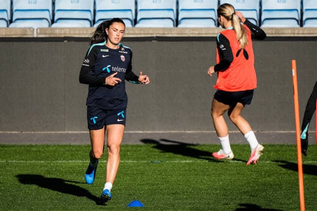 The women s national soccer team is preparing for the World Cup qualifiers Oslo, October 7, 2026 Ingrid Syrstad Engen during a training session at Ullevaal Stadium, for the World Cup qualifier against Romania. The matches will be played on October 9 at Arcul de Triumf Stadium in Bucharest and on October 13 at Ullevaal Stadium in Oslo. Photo: Beate Oma Dahle, NTB, Oslo, Norway. EDITORIAL USE ONLY. RESTRICTED USE FOR BETTING COMPANIES.  Copyright: xBeatexOmaxDahlex xNTBx
