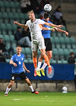 (261007) -- TALLINN, Oct. 7, 2026 -- Iceland s Andri Gudjohnsen (top L) and Estonia s Maksim Paskotsi head for the ball during the UEFA Nations League 2026 27 League C Group C4 match between Estonia and Iceland at A. Le Coq Arena in Tallinn, Estonia, Oct. 6, 2026. (Photo by Xinhua) (SP)ESTONIA-TALLINN-FOOTBALL-UEFA NATIONS LEAGUE C-ESTONIA VS ICELAND SergeixStepanov 