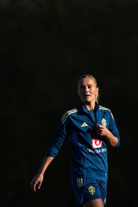 261007 Amanda NildÃ n of the Swedish women s national football team during a training session on October 7, 2026 in Stockholm. Photo: Emma Wallskog BILDBYRAN kod EW EW0716 fotboll football soccer fotball vm-kval kval fifa womens world cup qualifier qualifier träning practice training sverige sweden dam bbeng Copyright: EMMAxWALLSKOG BB261007EW032