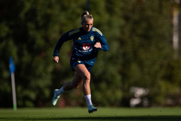 261007 Stina Blackstenius of the Swedish women s national football team during a training session on October 7, 2026 in Stockholm. Photo: Emma Wallskog BILDBYRAN kod EW EW0716 fotboll football soccer fotball vm-kval kval fifa womens world cup qualifier qualifier träning practice training sverige sweden dam bbeng Copyright: EMMAxWALLSKOG BB261007EW035