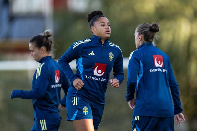 261007 Felicia Schröder of the Swedish women s national football team during a training session on October 7, 2026 in Stockholm. Photo: Emma Wallskog BILDBYRAN kod EW EW0716 fotboll football soccer fotball vm-kval kval fifa womens world cup qualifier qualifier träning practice training sverige sweden dam bbeng Copyright: EMMAxWALLSKOG BB261007EW045