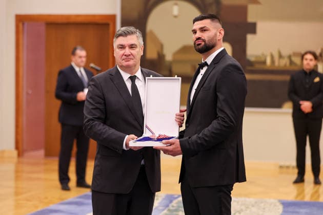 Croatian President Zoran Milanovic Presents Order of Duke Trpimir to Boxer Filip Hrgovic Croatian President Zoran Milanovic presents boxer Filip Hrgovic with the Order of Duke Trpimir with Ribbon and Star during a ceremony at the Office of the President of the Republic of Croatia in Zagreb, Croatia on October 7, 2026.  MatijaxHabljak PIXSELL
