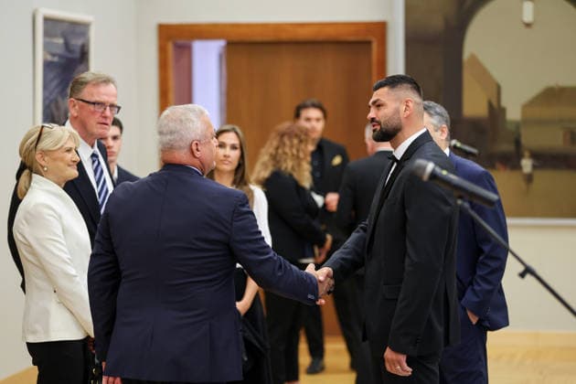Croatian President Zoran Milanovic Presents Order of Duke Trpimir to Boxer Filip Hrgovic Croatian President Zoran Milanovic presents boxer Filip Hrgovic with the Order of Duke Trpimir with Ribbon and Star during a ceremony at the Office of the President of the Republic of Croatia in Zagreb, Croatia on October 7, 2026.  MatijaxHabljak PIXSELL