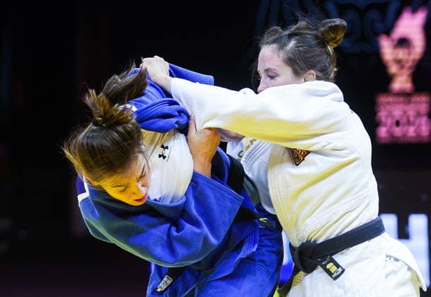 AZERBAIJAN, BAKU - OCTOBER 7, 2026: Renata Zachova (R) of the Czech Republic and Anna Kriza of Hugary compete in their -63 kg bout as part of the 2026 World Judo Championships at the National Gymnastics Arena. Mikhail Sinitsyn TASS  98913239