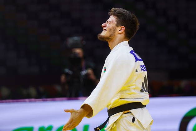 AZERBAIJAN, BAKU - OCTOBER 7, 2026: Omar Radzhabli of Azerbaijan wins Abylaikhan Zhubanazar of Kazakhstan in their -81 kg bout as part of the 2026 World Judo Championships at the National Gymnastics Arena. Mikhail Sinitsyn TASS  98915556