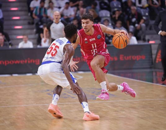 Aleksa Kovacevic Telekom Baskets Bonn vs. FC Porto - Basketball Champions League BCL Foto: Jörn Wolter