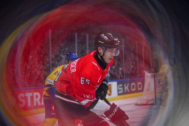COLOGNE, GERMANY - 7 OCTOBER, 2026: - The Champions Hockey League match Koelner Haie vs. Herning Blue Fox at LANXESS arena. Copyright: xVitaliixKliuievx