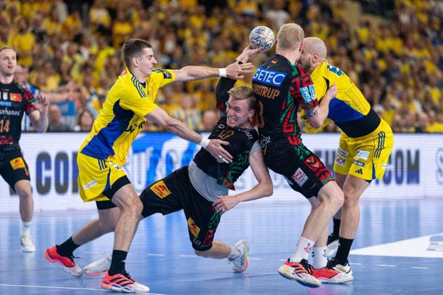 KIELCE, POLAND - OCTOBER 7: Gisli Thorgeir Kristjansson during the EHF Champions League Group F match between Industria Kielce nad SC Magdeburg at Hala Legionow on October 2, 2026 in Kielce, Poland --- Pilka reczna. EHF Liga Mistrzow. Industria Kielce - SC Magdeburg. (Photo by Igor Jakubowski Arena Akcji) NEWSPIX.PL --- newspix.pl 