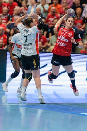 Kelly de Abreu Rosa (Thueringer HC, 77), Diana Doegg Magnusdottir (HSG Blomberg-Lippe, 07), Farrelle Alicia Njinkeu (HSG Blomberg-Lippe, 55) GER, Thueringer HC gegen HSG Blomberg-Lippe, Handball, Alsco Handball Bundesliga Frauen, Saison 2026 2027, 5. Spieltag, Sonntag, 19.30 Uhr, 07.10.2026 GER, Thueringer HC gegen HSG Blomberg-Lippe, Handball, Alsco Handball Bundesliga Frauen, Saison 2026 2027, 5. Spieltag, Sonntag, 19.30 Uhr, 07.10.2026 Bad Langensalza Copyright: xMartinxHerbstx