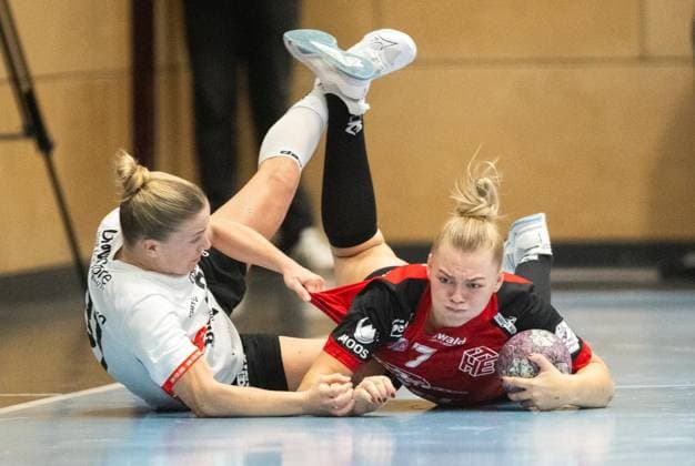 HANDBALL FRAUEN 2026-2027 5. BUNDESLIGA 1. SPIELTAG THC - HSG BLOMBERG-LIPPE ** NUR FÜR REDAKTIONELLE ZWECKE ** EDITORIAL USE ONLY **<p>07 10 2026-Bad Langensalza: Handball Frauen 1. Bundesliga Frauen Saison 2026-2027 Salzhalle 5. Spieltag Thüringer HC - HSG Blomberg-Lippe im Foto: Lotta Heider 7 (Thüringer HC) im Zweikampf mit Alexia Hauf 31 (HSG Blomberg-Lippe) ( Deutschland Thueringen Bad Langensalza Copyright: SaschaxFromm