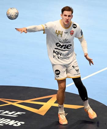 PARTIZAN vs VESZPREM STEFAN DODIC, handball player of Veszprem, during the EHF Champions League against Partizan Belgrade, at Aleksandar Nikolic Hall. Belgrade, 07.10.2026. photo: Nebojsa Parausic MN Press HANDBALL, EHF CHAMPIONS LEAGUE, VESZPREM, PARTIZAN Belgrade Aleksandar Nikolic Hall Serbia Copyright: xNebojsaxParausicx xMNxPressx