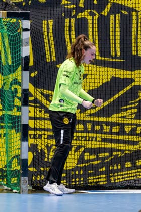 Dortmund, 07.10.2026, Handball, Damen, Alsco Handball Bundesliga Frauen, 5. Spieltag , BVB Borussia Dortmund - Buxtehuder SV Sarah Wachter (BVB, 12) jubelt nach einer Parade Dortmund Sporthalle Wellinghofen NRW Germany