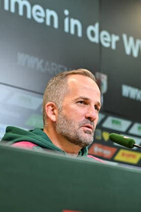 Pressekonferenz FC Augsburg, 08.10.2026 AUGSBURG, GERMANY; 08. OCTOBER: im Bild Manuel BAUM Coach FC Augsburg bei der Pressekonferenz vor der Bundesliga Partie gegen den FC Bayern Copyright: xBEAUTIFULxSPORTS Goldbergx