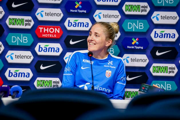 Women s National Soccer Team Prepares for World Cup Qualifiers Bucharest, Romania, October 8, 2026 Lisa Fjeldstad Naalsund and Frida Maanum during a training session at Stadionul Arcul de Triumf, before the World Cup qualifier against Romania. Photo by Nikola Krstic, NTB Romania, Bucharest. EDITORIAL USE ONLY. RESTRICTED USE FOR BETTING COMPANIES.  Copyright: xNikolaxKrsticx xNTBx