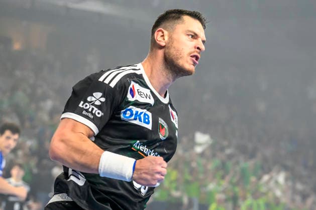 im Bild v.l.: Mijajlo Marsenic (Fuechse Berlin, 93), Tor, Treffer, Jubel, Torjubel, Freude, Begeisterung, feiert, GER, Berlin, Handball, Füchse Berlin vs FC Porto, EHF Champions League, 3. Spieltag der Gruppe A , in der Max Schmeling Halle, Am Falkplatz 1, 08.10.2026, Copyright: HMBxMedia UwexKoch